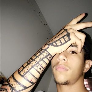 Meet your Posher, Christopher